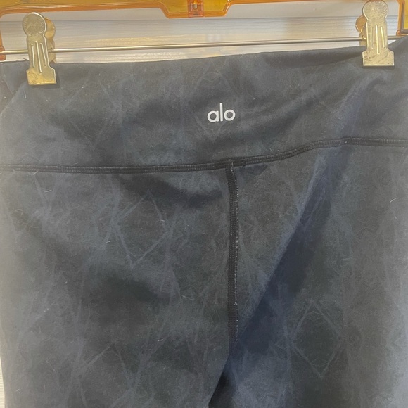 ALO YOGA LEGGINGS SZ S - Picture 6 of 6